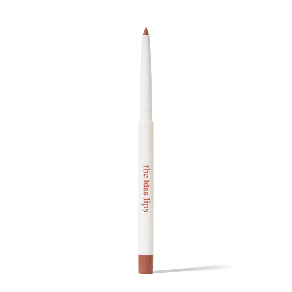 PAESE Cosmetics lip liner defines lips subtly, adds dimension, a darker shade makes them appear fuller.