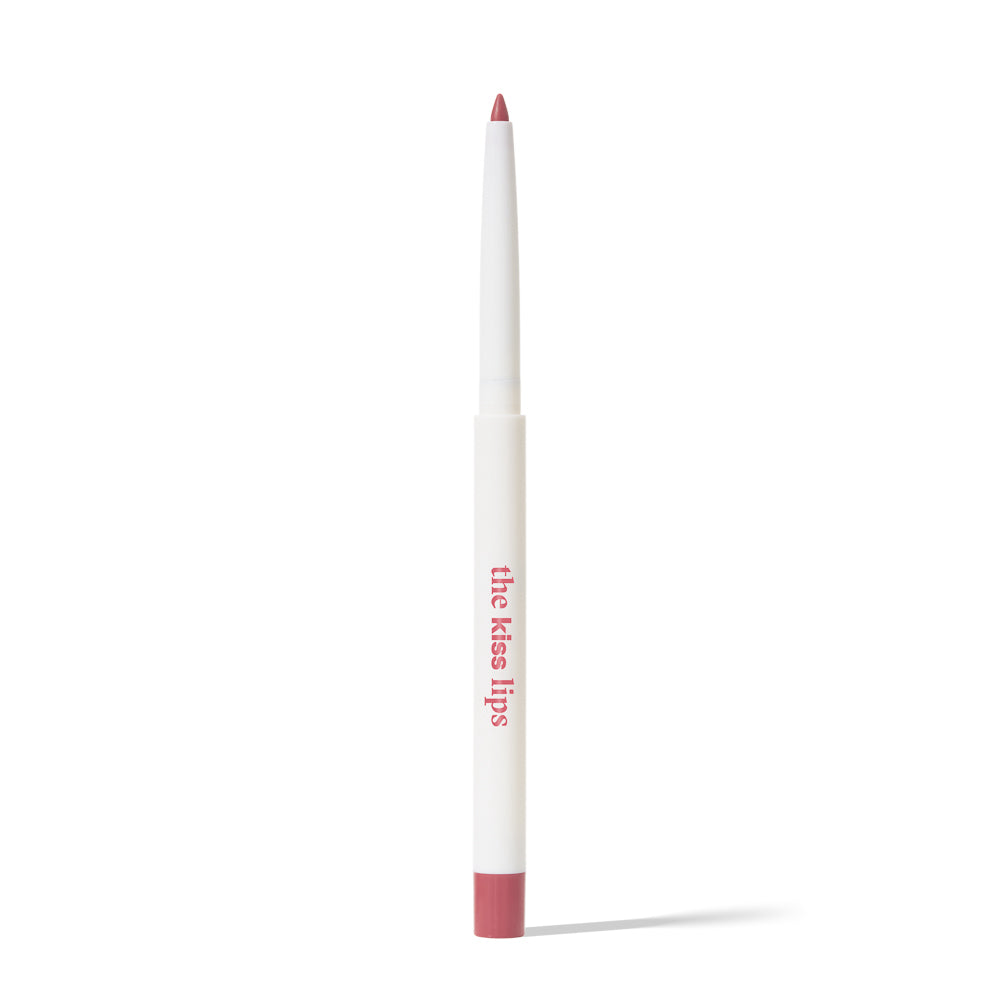 PAESE Cosmetics lip liner defines lips subtly, adds dimension, and a flattering result.