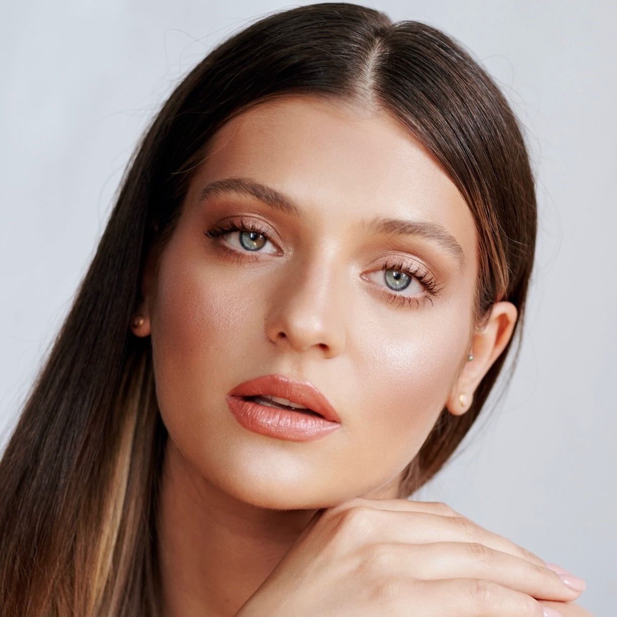 PAESE Cosmetics The Wave Long-Lasting Mascara, ultra-durable formula lifts and elongates lashes