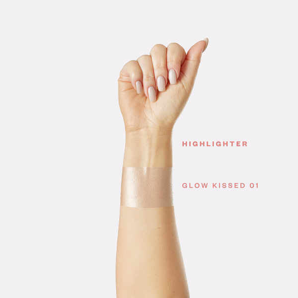 Paese | Glow Kissed Creamy Highlighter | 0.14 oz